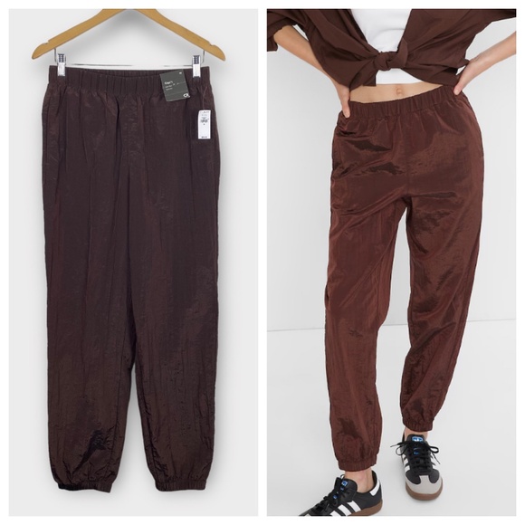 GapFit Lustre Windbreaker Jogger Brown Medium - Picture 1 of 11